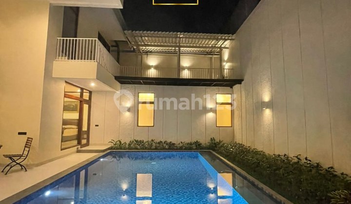 Rumah Terenovasi Semi Furnished Permata Hijau, Jakarta Selatan 2