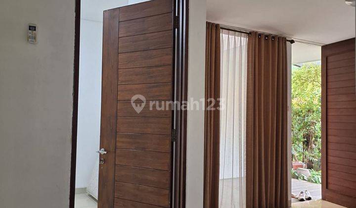 Rumah 2 Lantai Bagus SHM di Joglo, Jakarta Barat 2