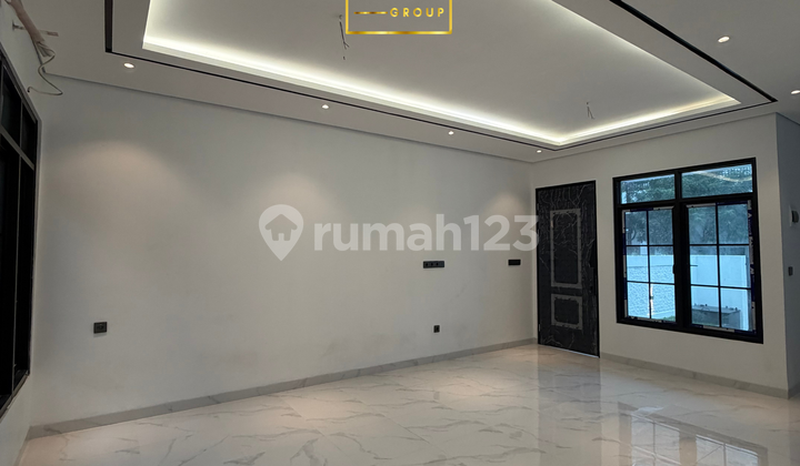 Bebas Banjir, Rumah, 2 Lantai, SHM, Dekat Akses Tol 2