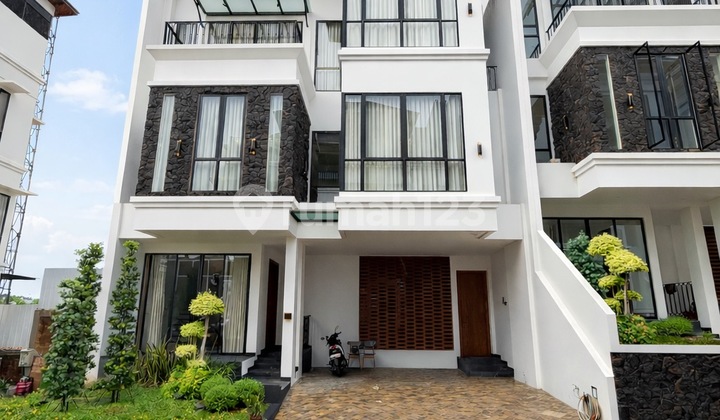 Bisa KPR, Rumah, 3 Lantai, SHM, Dekat Akses MRT, Dekat Akses Tol