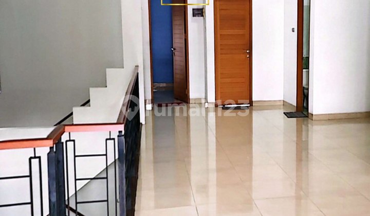 Rumah Kontrakan Butuh Minim Renovasi Senayan, Jakarta Selatan 2