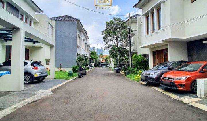 Rumah Bagus Semi Furnished SHM di Cilandak, Jakarta Selatan 2