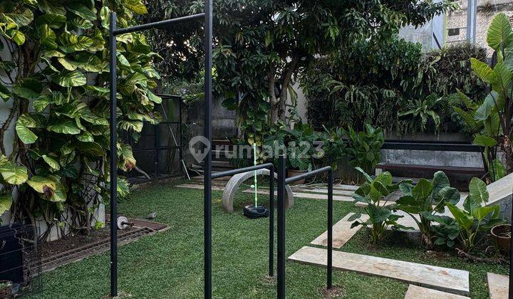 Rumah Bagus Semi Furnished SHM di Cireundeu, Tangerang 2