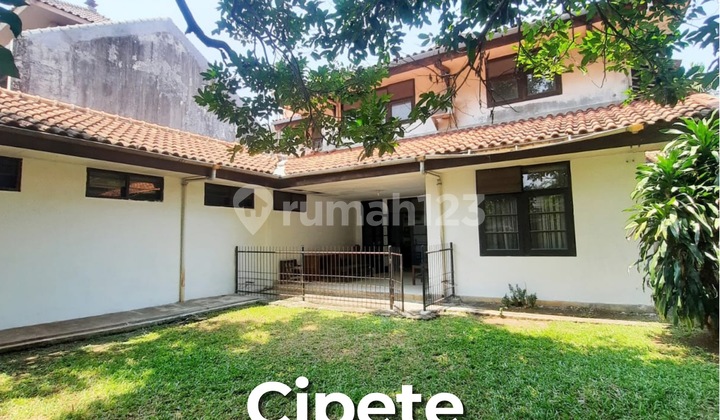 Rumah Butuh Minim Renovasi SHM Cipete, Jakarta Selatan