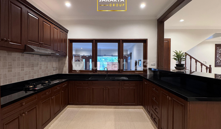 Siap Huni, Rumah, 2 Lantai, SHM, Dekat Akses Transjakarta 2