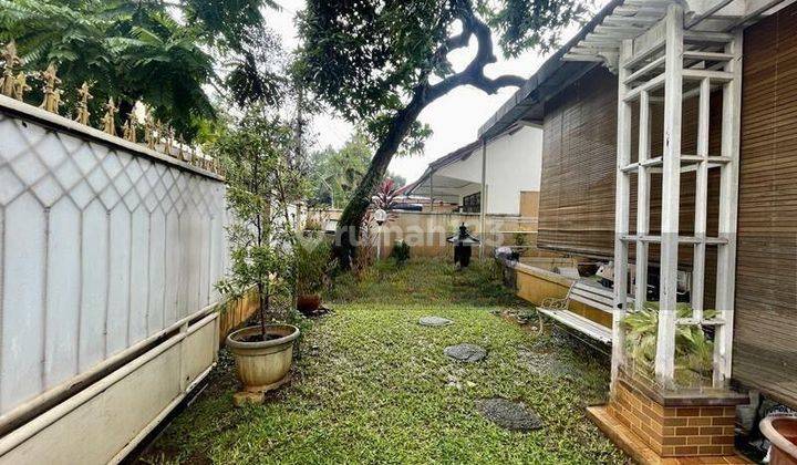 Rumah 2 Lantai Bagus SHM di Veteran, Jakarta Selatan 2