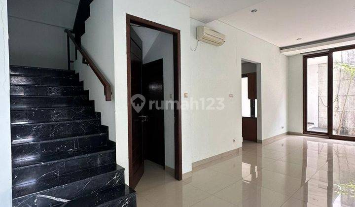 Rumah Kontrakan 3 Lantai Bagus SHM di Senopati, Jakarta Selatan 2