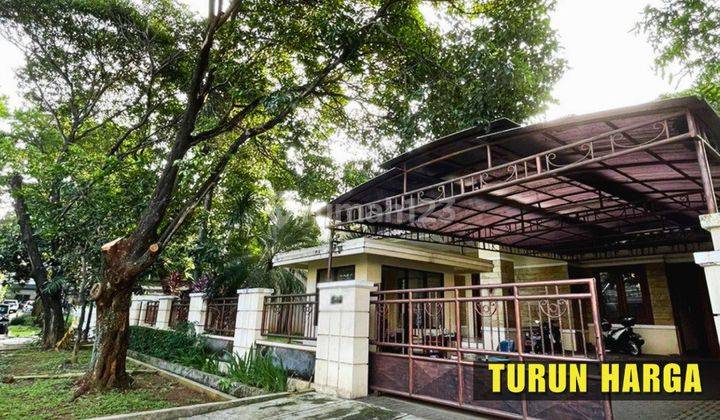 Rumah 2 Lantai Bagus SHM di Kebayoran Baru, Jakarta Selatan 1