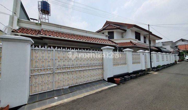 Rumah Bagus Semi Furnished SHM Pesanggrahan, Jakarta Selatan 2