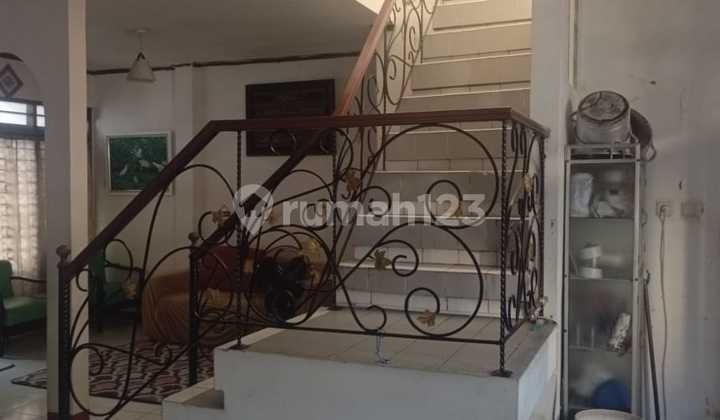 House Needs Minor Renovation Unfurnished Freehold Title Pondok Cabe, Tangerang 2