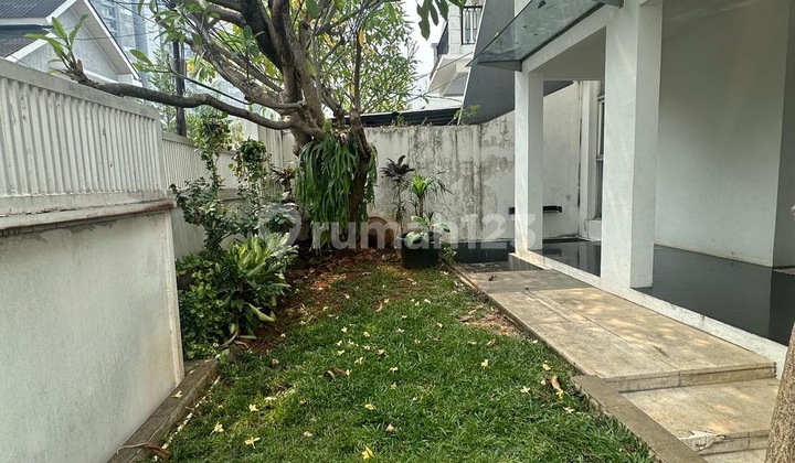 Rumah Kontrakan Bagus Furnished Gandaria, Jakarta Selatan 1