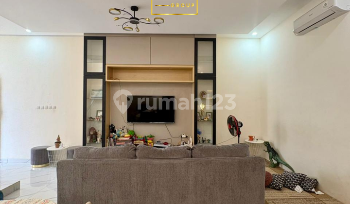 Rumah Bagus Furnished SHM Ciputat, Tangerang Selatan 2