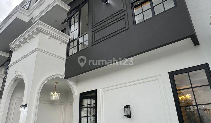 Rumah 3 Lantai Baru Semi Furnished SHM di Pejaten, Jakarta Selatan 2