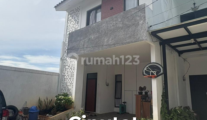 Rumah Bagus Furnished SHM Ciputat, Tangerang Selatan