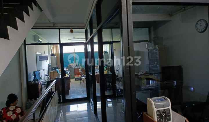 Ruko 3 Lantai Murah Lokasi Strategis di Kopo Plaza