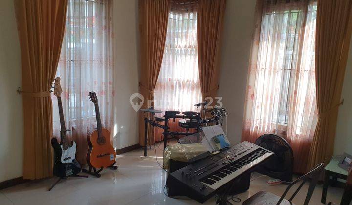 Dijual Rumah 2 Lantai Full Furnished Area Ciateul Bandung 1