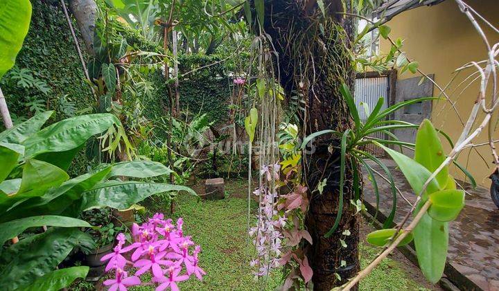 Rumah 2 Lantai Ada Kamar Pembantu Area Antapani Cicadas  2