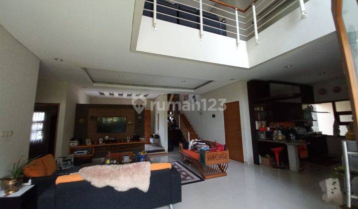 Rumah 2 Lantai Full Furnished Di Mekar Wangi Bandung 1