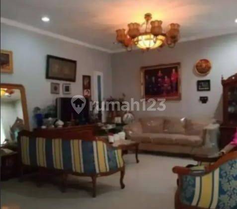 Rumah 2 Lantai Banyak Kamar Dekat Kampus Area Dipatiukur  1