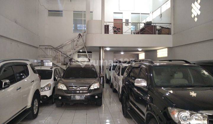 Disewa Rumah 2 Lantai SHM di Jl. Prof Eyckman Cihampelas 2