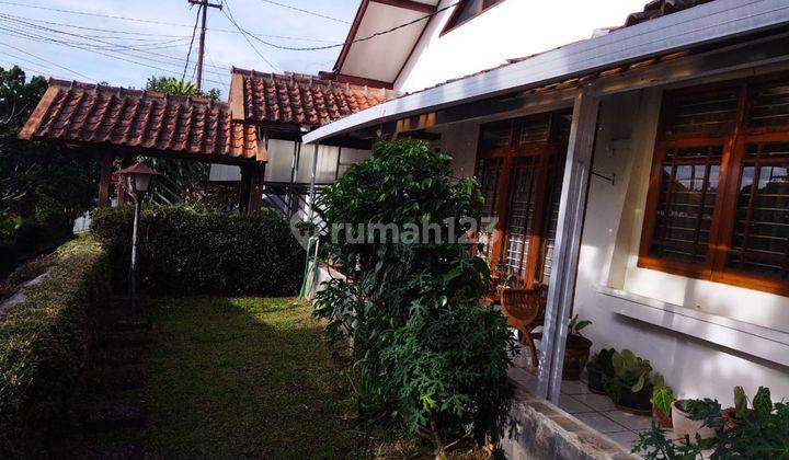 Rumah Dan Kost Dijual Area Dago 3 Lantai Semi Furnished Lingkungan Asri SHM 2