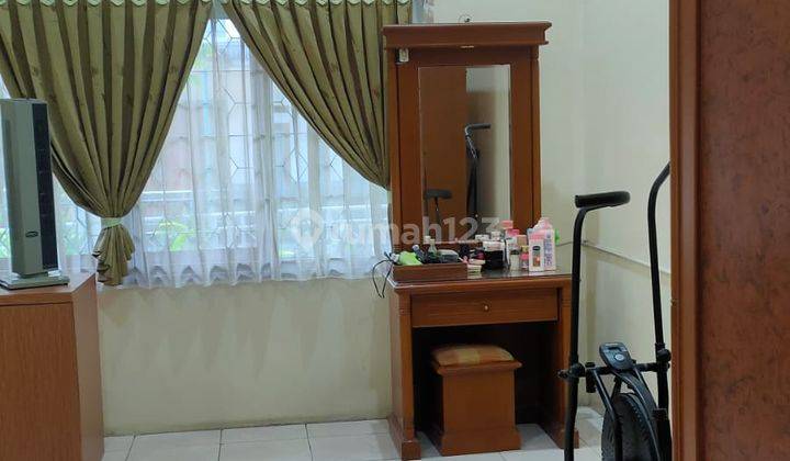 Dijual Rumah Cantik Strategis Di Area Komp.duta Waas 2