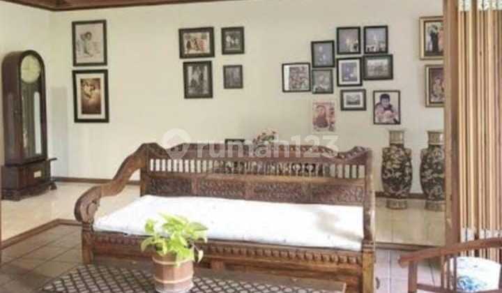 Rumah Bagus Jalan Ir. Juanda, Dago, Bandung Rumah Bagus Jalan Ir. Juanda, Dago, Bandung