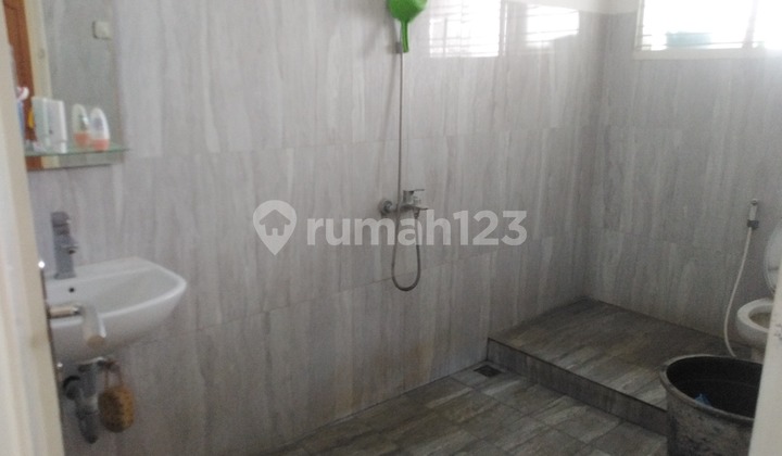 Dijual Rumah Luas Strategis Area Jl. Matraman Bandung