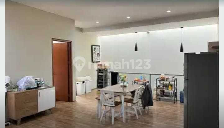 Dijual Rumah Cantik Strategis Area Batununggal 2