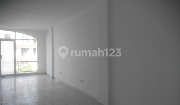 For Sale Or Rent Strategic Shop House Suitable For Business In MTC Soekarnohatta Area 2