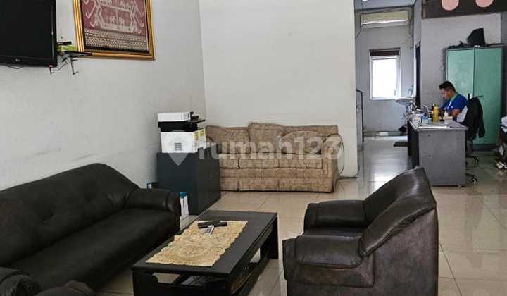 Gunung Batu Wide Area Shop House