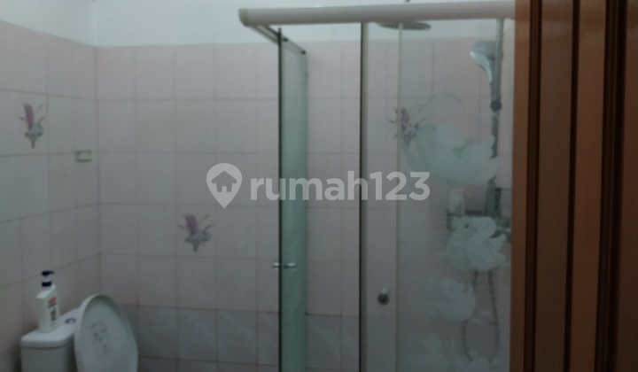 For Sale, Strategic House in City Center, Large Area, Karawitan, Bandung 2