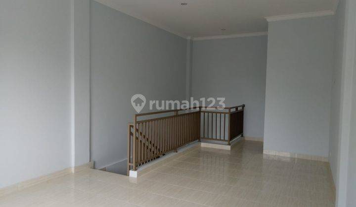 Ruko 2 Lantai Baru Strategis di Jalan Raya Curug, Depok  4