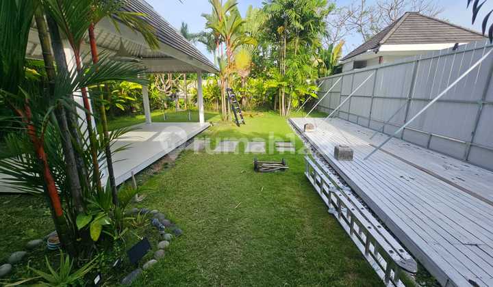 Rare Land for Sale in Umalas Kerobokan, Price Negotiable Rare Land for Sale in Umalas Kerobokan, Price Negotiable