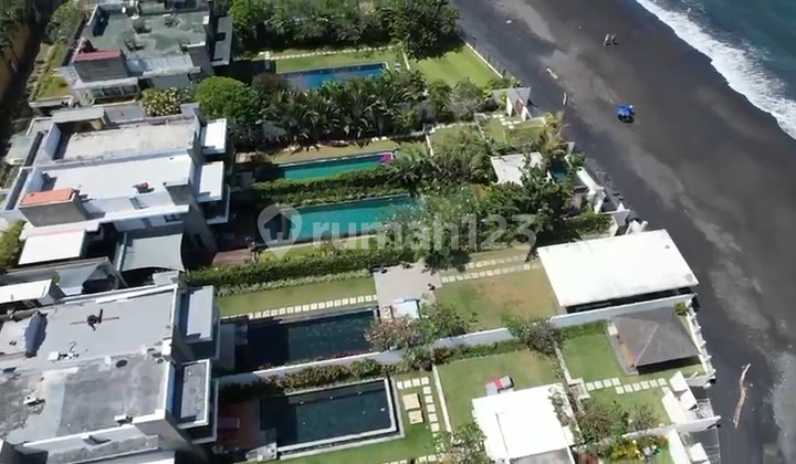 Dijual Vila Depan Pantai Keramas Gianyar Bali Harga Negosiasi