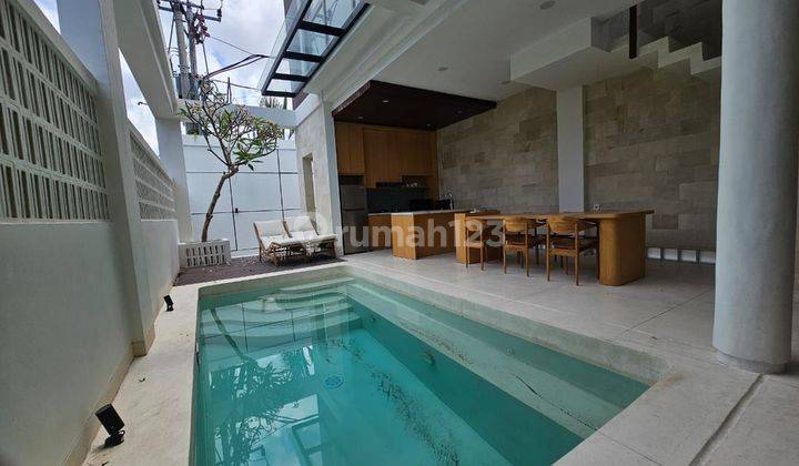 Dijual Villa Murah Seminyak Batubelig Harga Bisa Nego  1