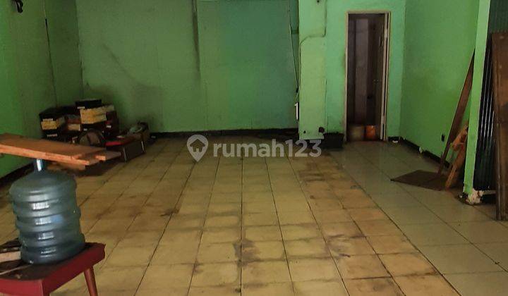 Ruko di Jl. Otista Bandung 45 m SHM Butuh dicat ulang 6