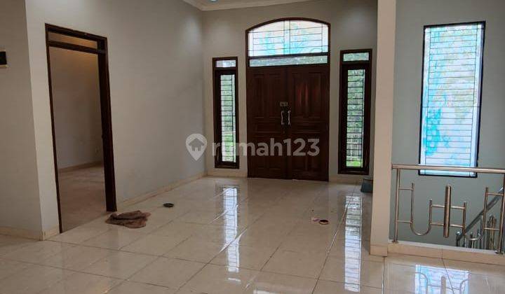 Rumah 2 Lantai di Mekar Wangi SHM Bagus Timur 2