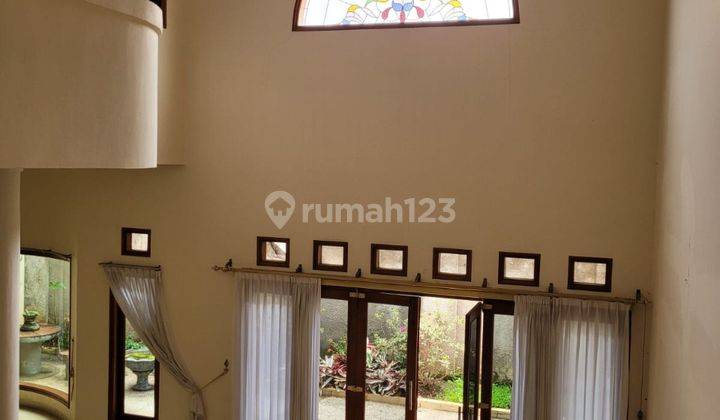 Rumah Bagus Di Setraduta 2 Lantai Timur Siap Huni 1