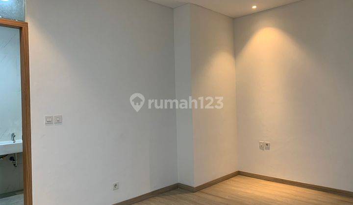 Rumah di Kumala garden 2 Lantai SHM Baru hadap Selatan  6