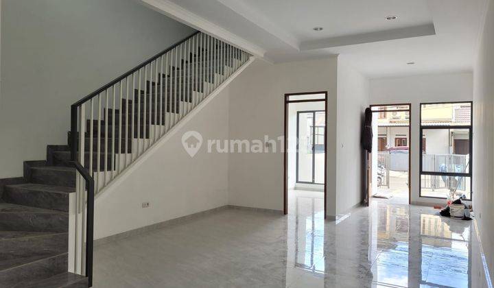 Rumah Baru 2 Lantai cakep siap huni Mekarwangi  2