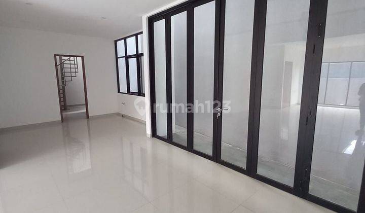 Jual sewa 2 unit rumah modern minimalis sayap Cipaganti  1