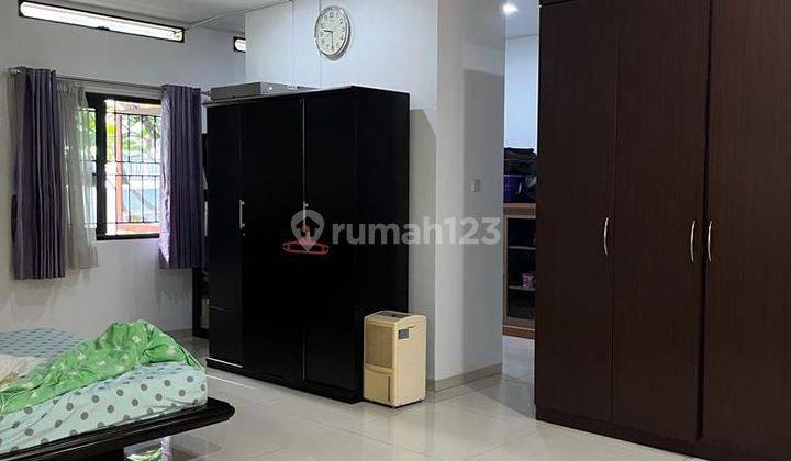 Rumah cantik furnished siap huni Mekar wangi mainroad 2