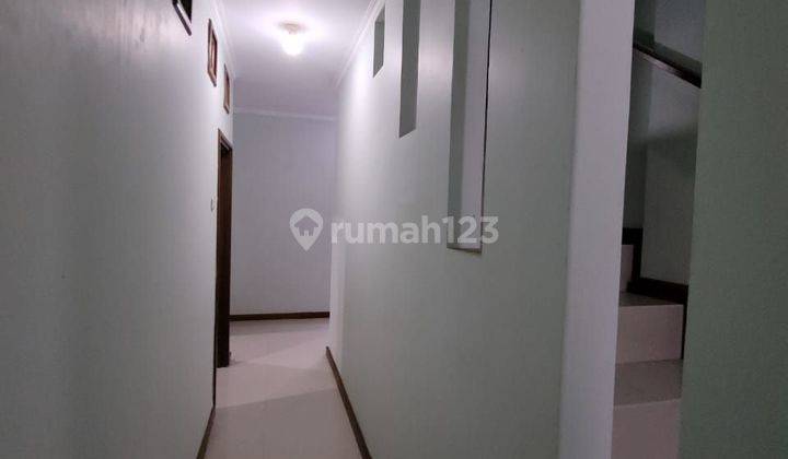 Rumah 3 lantai sayap Riau SHM ga sampe 2m 2