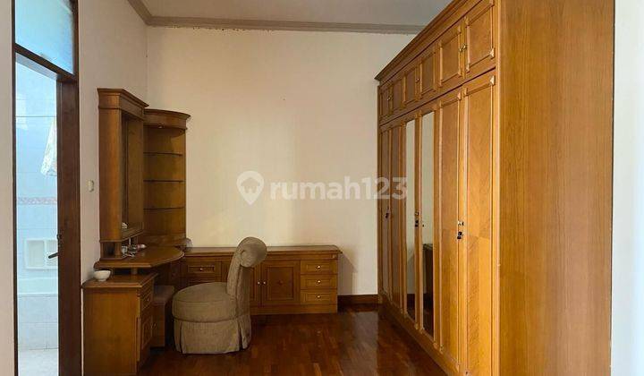 Disewakan rumah full furnished di Setra duta  2