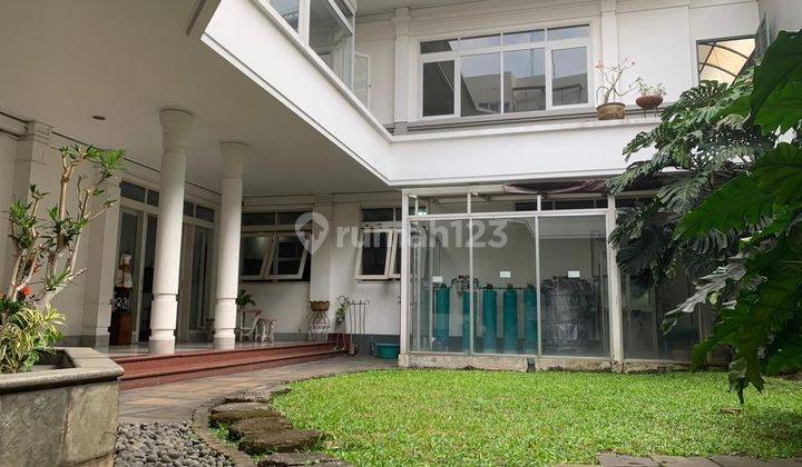 Rumah Mewah Klasik Sayap Asia Afrika Bagus Shm 1