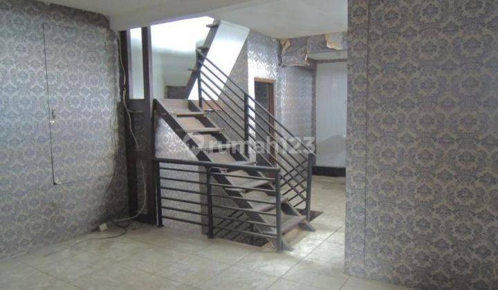 Disewakan Ruko Strategis Cemara Dekat Junction 8 2