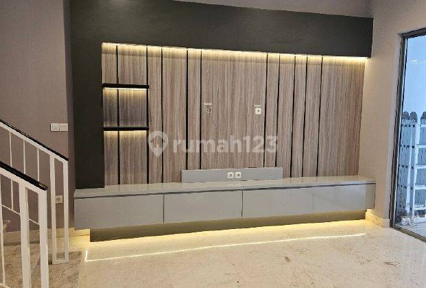 Jual Rumah Golf Island Pik 10x15 Full Furnish Mewah 2