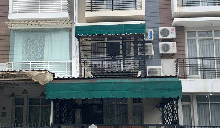 Siap Huni Rumah Katamaran Full Furnish Bagus Rapi Termurah !!!