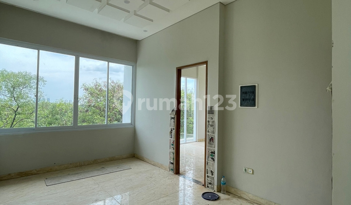Siap Huni Rumah Cluster Venice View Bagus Laut Sudah Marmer Hadap Selatan Timur Di Jamin Termurah  3